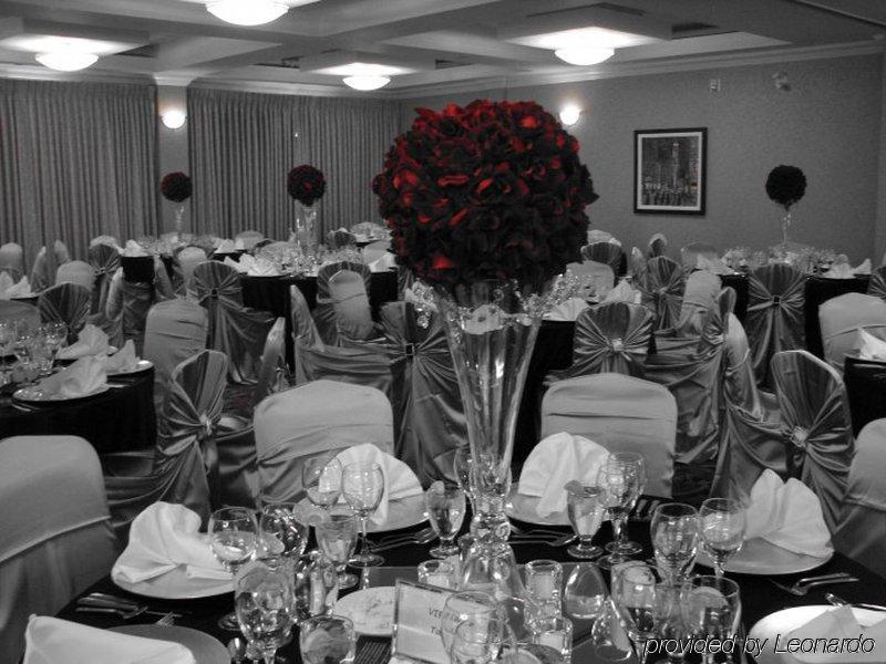 Hilton Garden Inn West Edmonton Restaurant foto