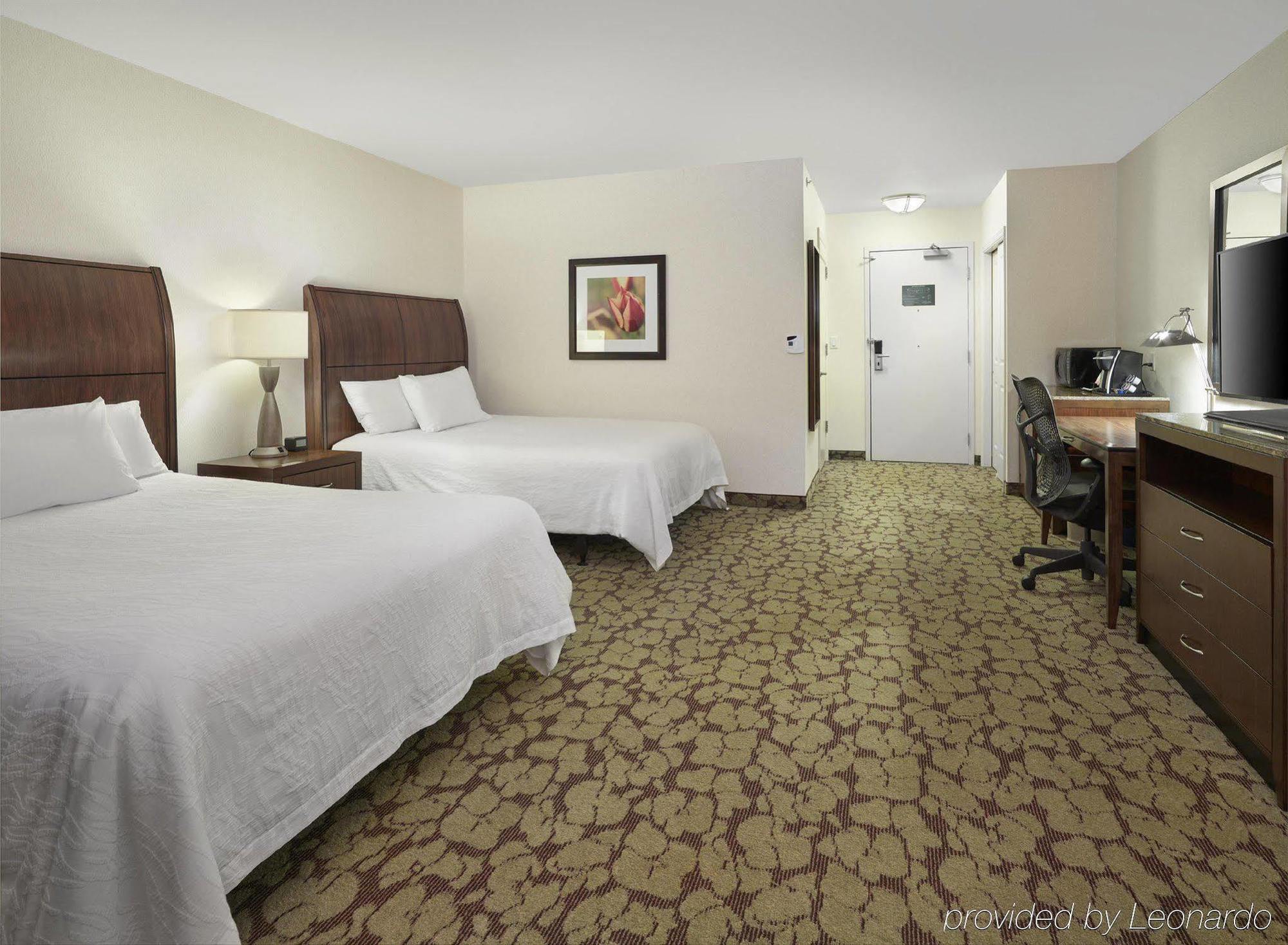 Hilton Garden Inn West Edmonton Exterior foto